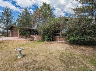 7211 Astronaut Dr, Cheyenne, WY 82009
