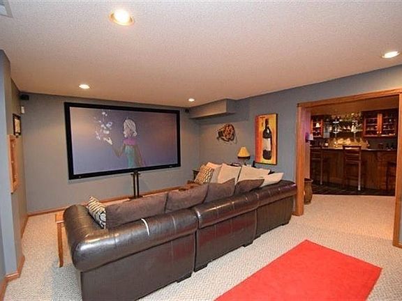 5th image of 7008 Valley Falls Ct