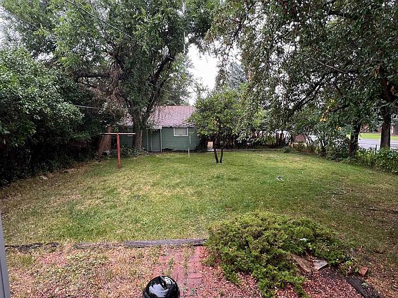5th image of 1043 Bleistein Ave