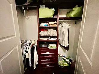 Rented by R New York