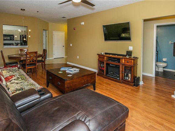 4th image of 4849 Cypress Woods Dr APT 1304