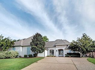 210 Huntington Holw, Brandon, MS 39047