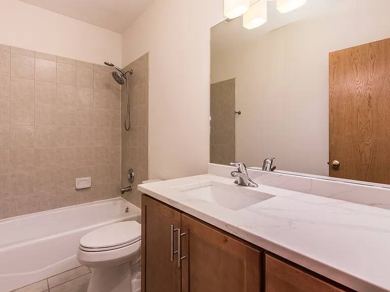 2nd Bathroom
