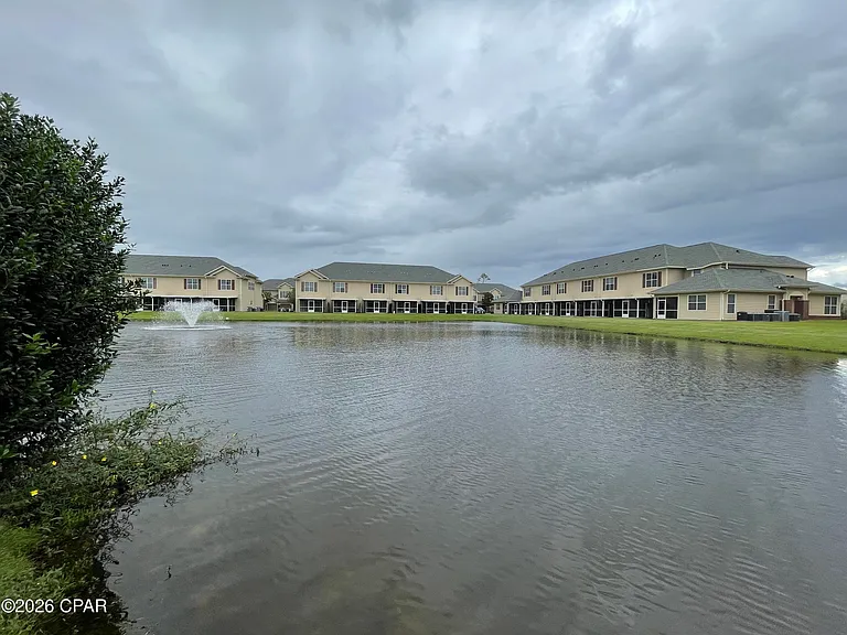 806 Baldwin Rowe Cir — Photo 4