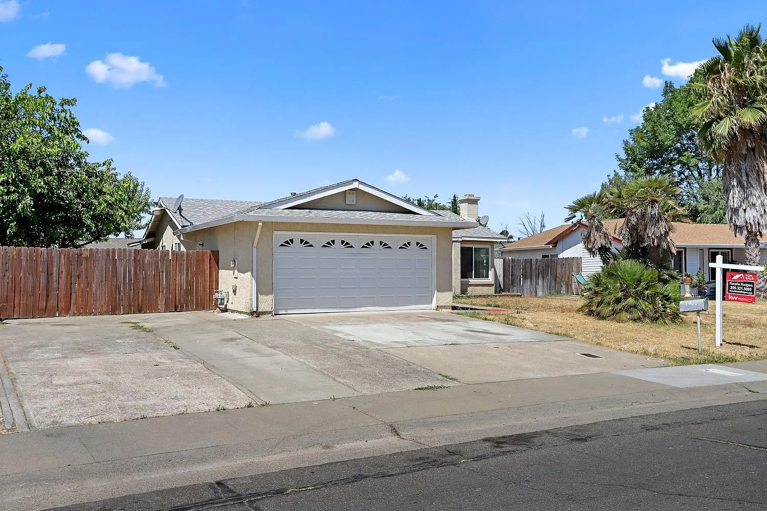 7900 Farnell Way photo 1