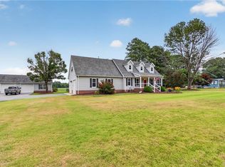 554 E Glen Haven Dr, Suffolk, VA 23437