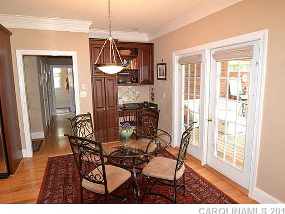5th image of 8709 Kentucky Derby Dr