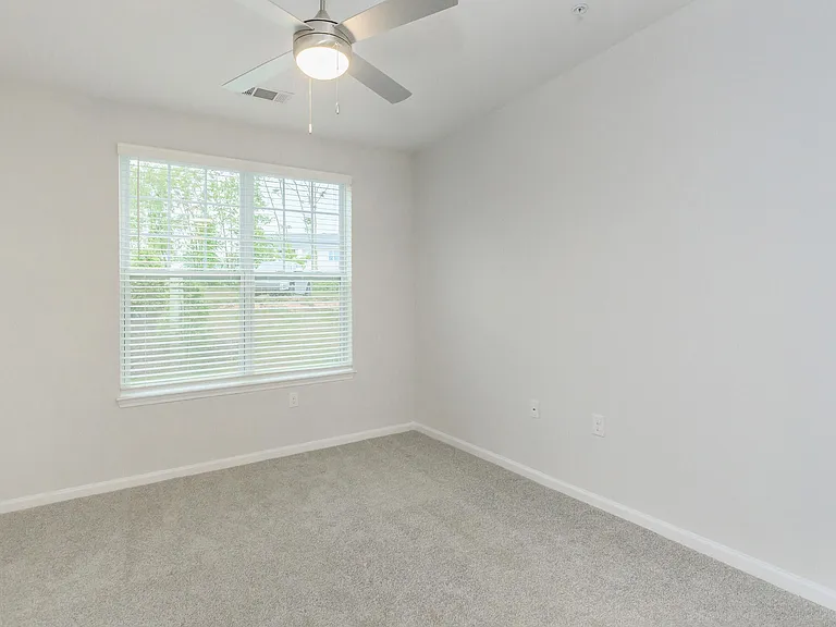 Riverstone Apartments at Long Shoals — Photo 65