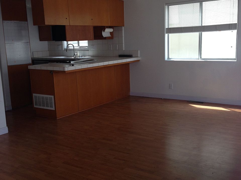 1st image of 116 Kelp St #B