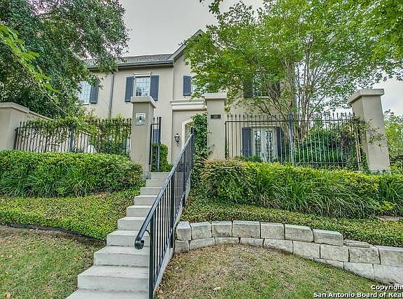 2nd image of 120 Harrigan Ct