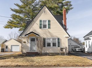 251 14th St, Bangor, ME 04401