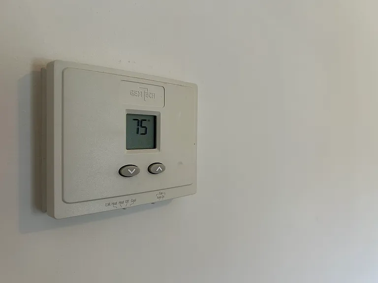 Kendall Square Apartments — Photo 55