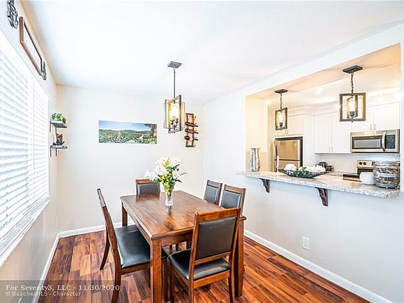4th image of 2123 NE 11th Ave #2123