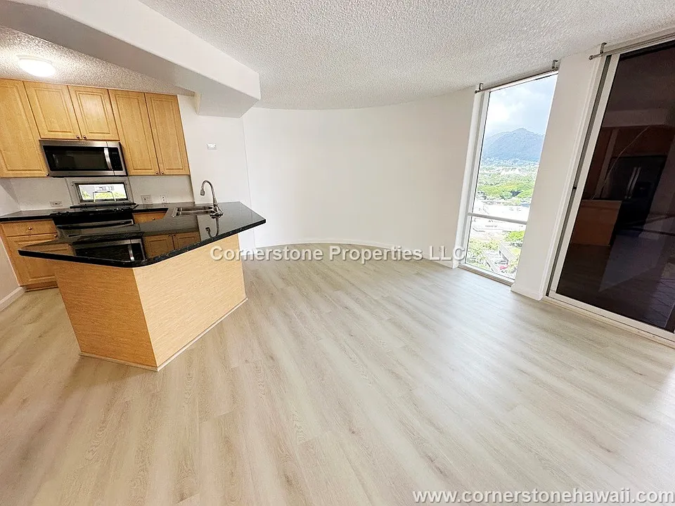 1212 Nuuanu Ave #1401