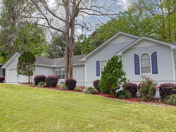 5th image of 4419 Holly Ln