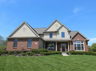 8402 Meadowmoore Blvd NW, Pickerington, OH 43147