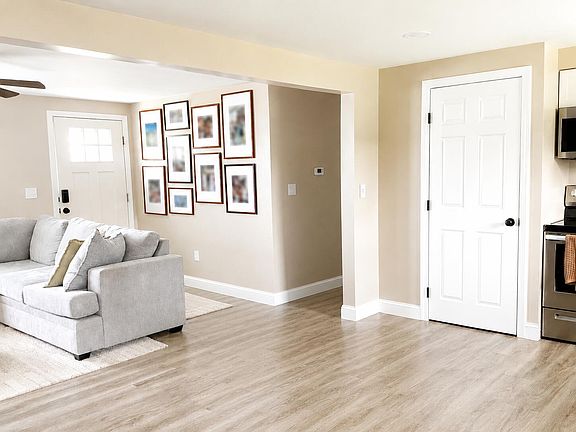 5th image of 570 Houlton Road