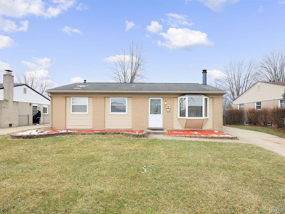 1st image of 9870 Fairbanks St