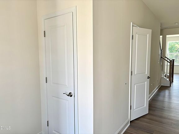 3rd image of 226 Alberta Dr #144