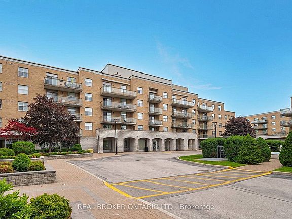 2nd image of 2504 Rutherford Rd #314