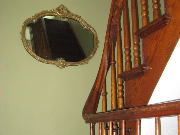 159 Beekman Ave FLOOR 3