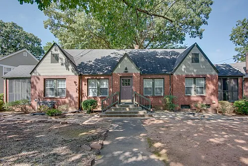 1550 Olympian Cir SW #A Photo 1