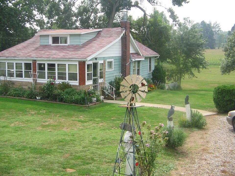 2nd image of 13695 Warwick Rd