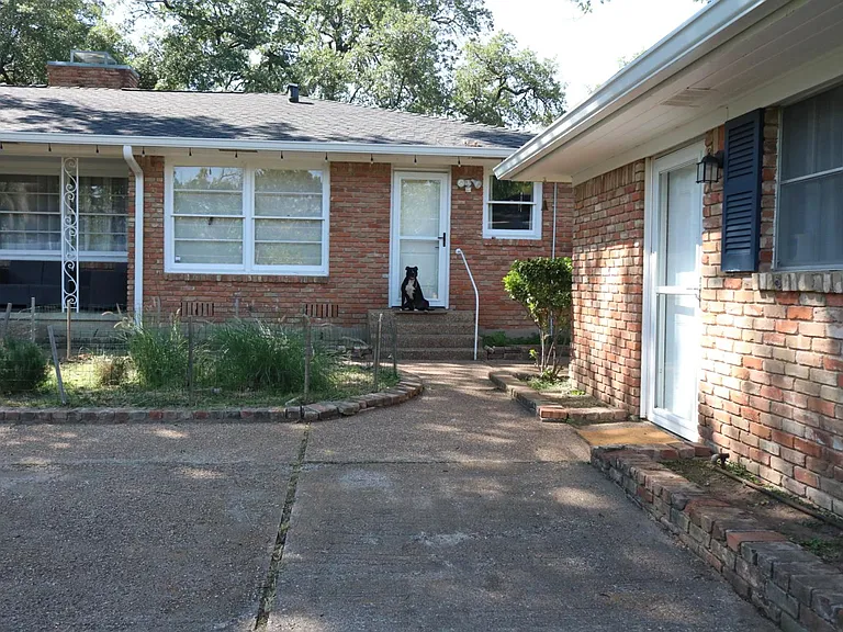 4220 Grim Ave — Photo 12