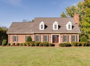 119 Arrowhead Dr, Hendersonville, TN 37075