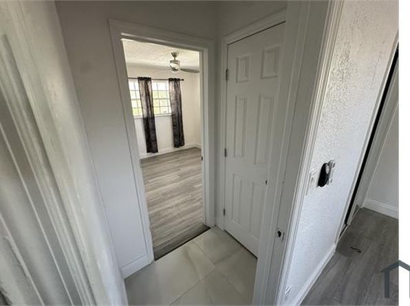 3920 NW 185th St