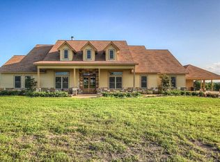 19878 Pickens Rd, Washington, TX 77880