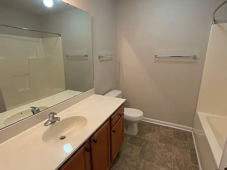 Meridian Park Apartments — Photo 288