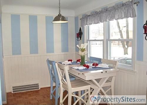 2nd image of 2946 Ellwood Ave