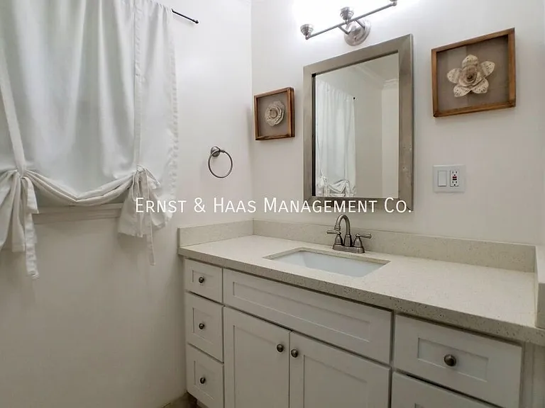 7619 Suva St — Photo 30