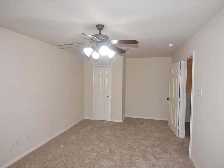1035 Junction Ct — Photo 20