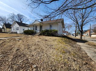 657 Boston Ave, Waterloo, IA 50703