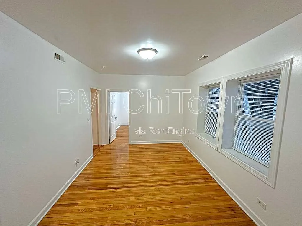 Building Photo - 5145 W Ferdinand St
