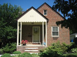 501 Glen Park Dr, Bay Village, OH 44140