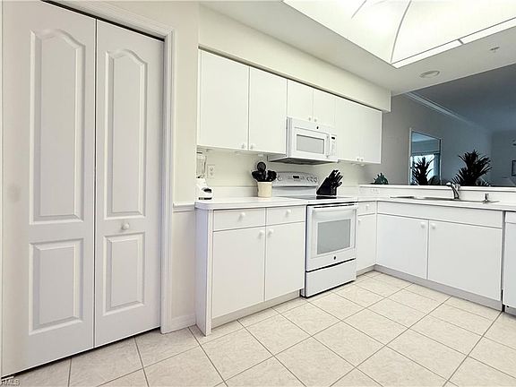 5th image of 8600 Naples Heritage DR #514