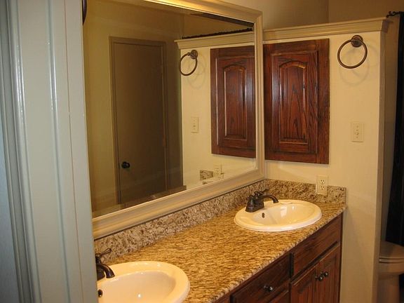 5th image of 6560 Meadowlark Ln E
