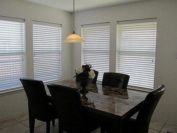 5th image of 2316 Malone Dr