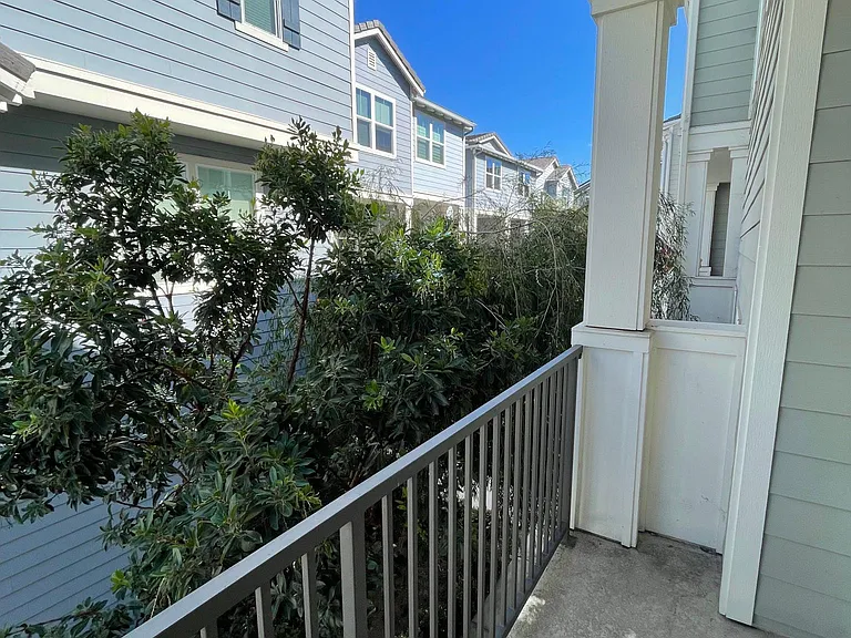 501 Hummingbird Ln — Photo 18