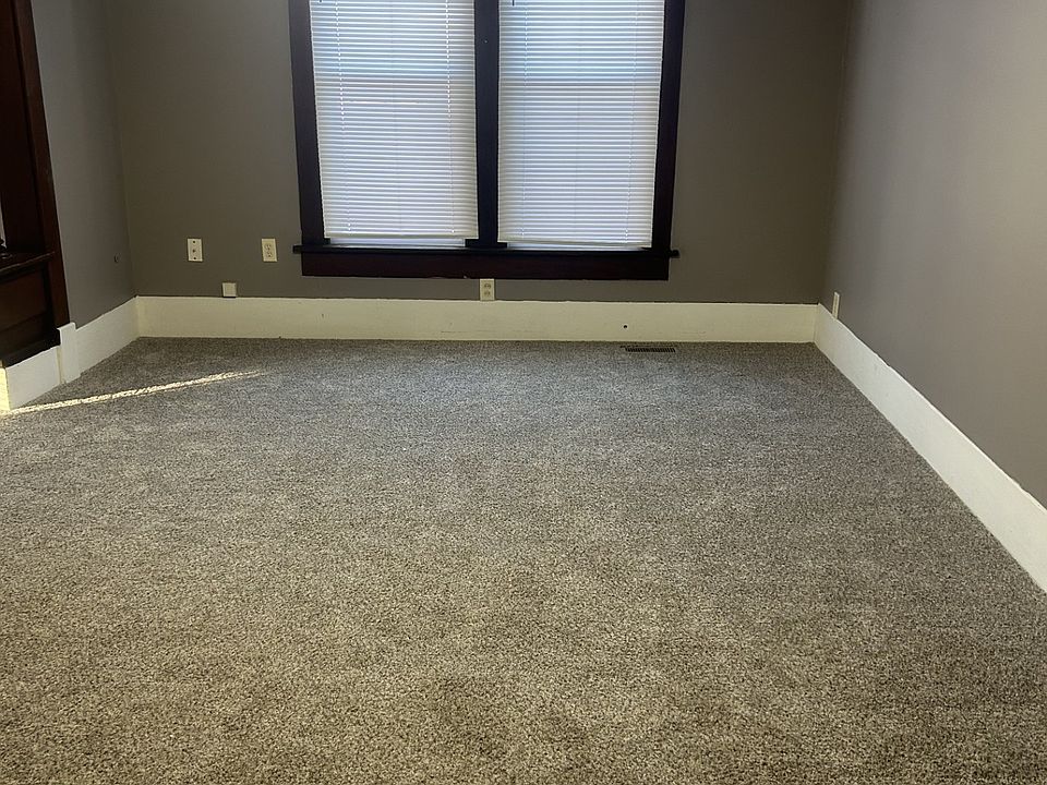 2nd image of 206 Franklin Ave