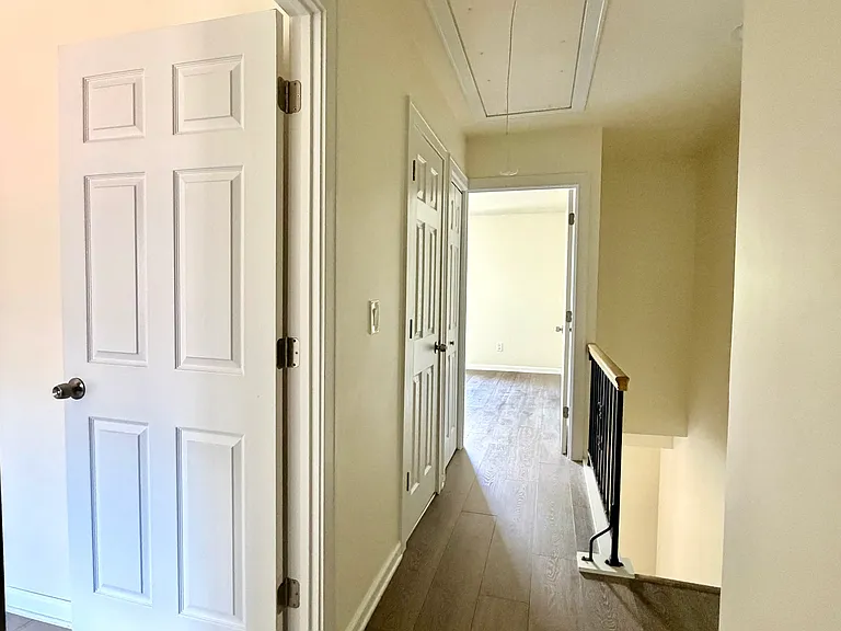 97 Hampton Pl #NA — Photo 10