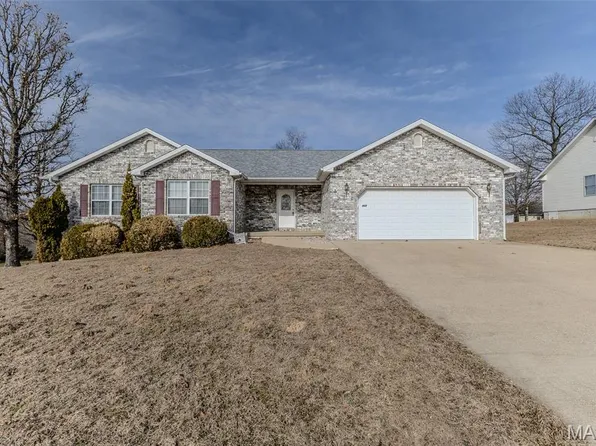 105 Oak Ct, Saint Robert, MO 65584