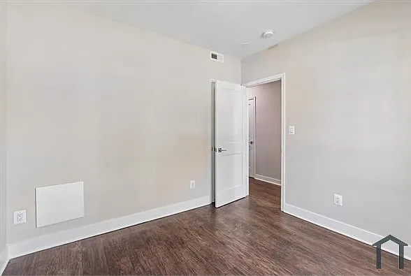 1241 Raum St NE #1 — Photo 7