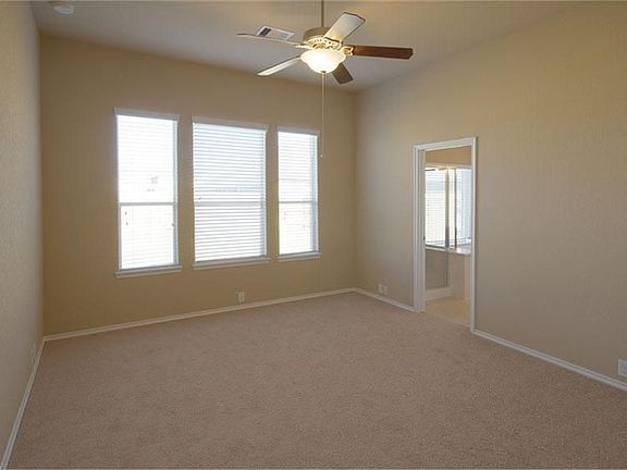 2nd image of 17322 Sandalisle Ln