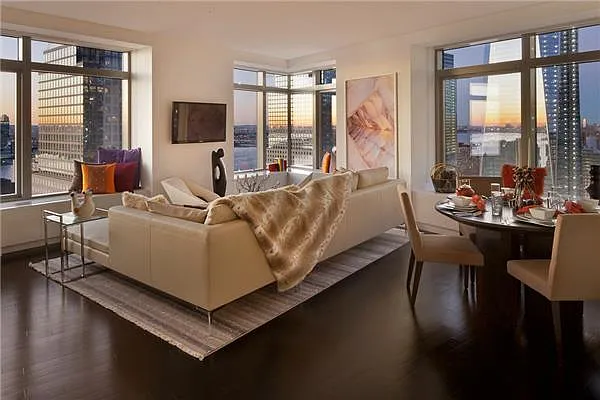 Rented by TNG Nassimi Realty | media 30