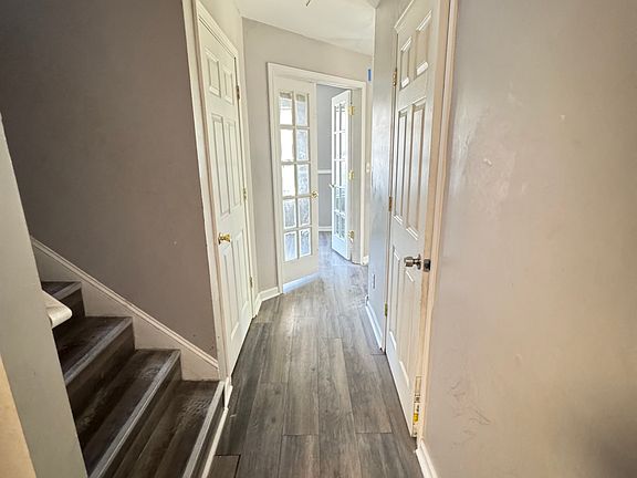 5th image of 665 Hecks St