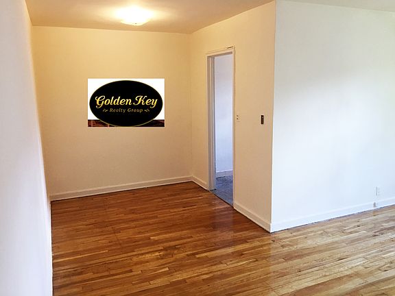 4th image of 19624 69th Ave #2